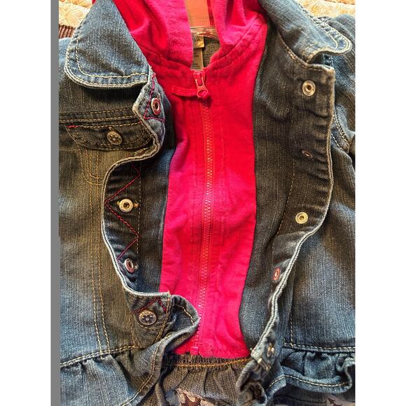 GUC Toddler Girl's Arizona Jean Jacket with Hood Zips Snaps Flower Size 24 Mo - Picture 6 of 7